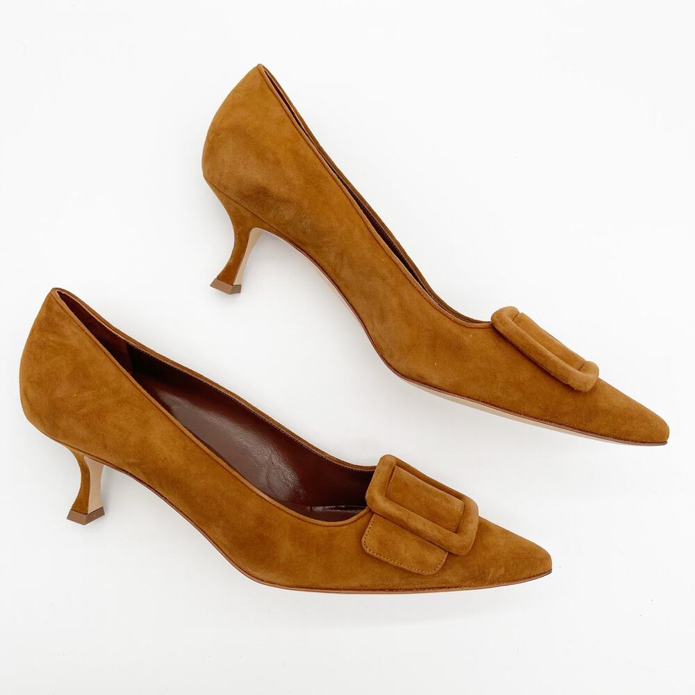 Manolo Blahnik Maysale Camel Tan Suede Buckle Pointed Toe Kitten Heels IT 40.5 - Picture 3 of 10